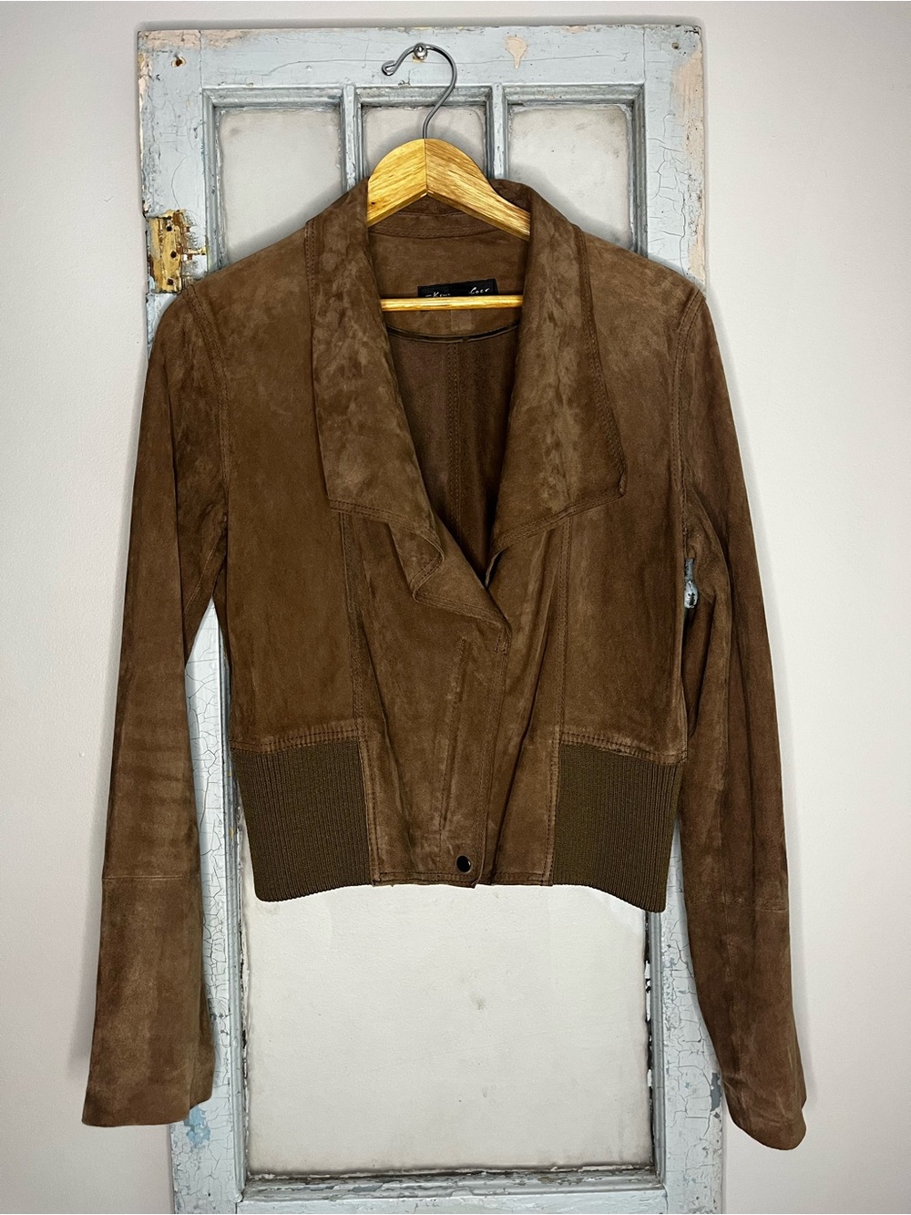 Women's Brown leather Cropped Jacket - Classic Casual